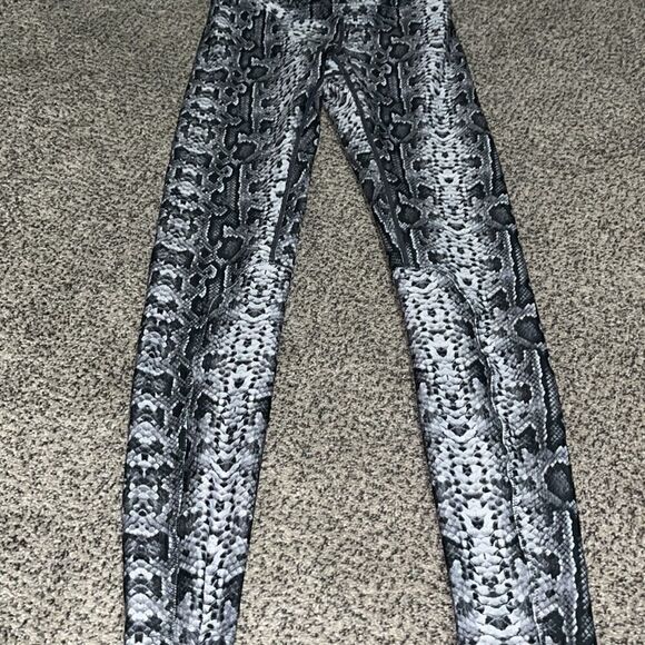 KiraGrace Flirt Moto Python Leggings - S - Picture 2 of 4